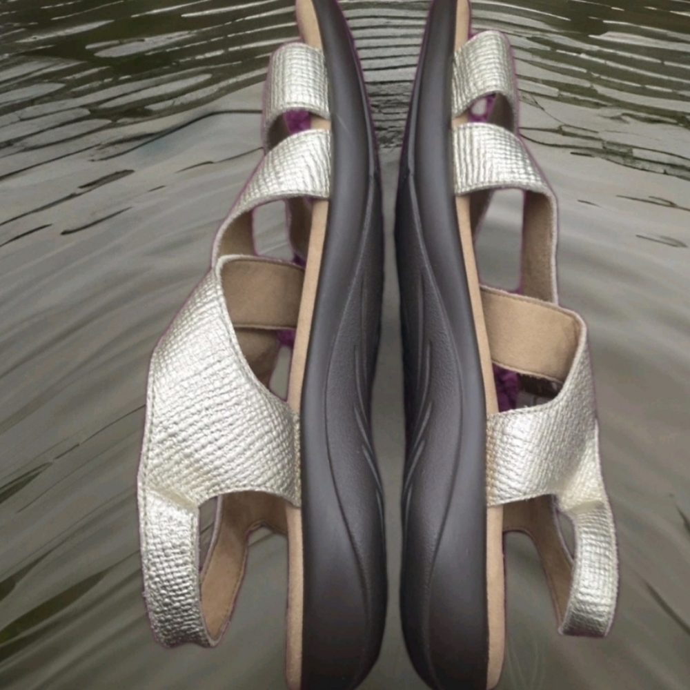 Pre-owned SAS Laguna Metallic Gold Sandals Sz 11 WW - Picture 5 of 6